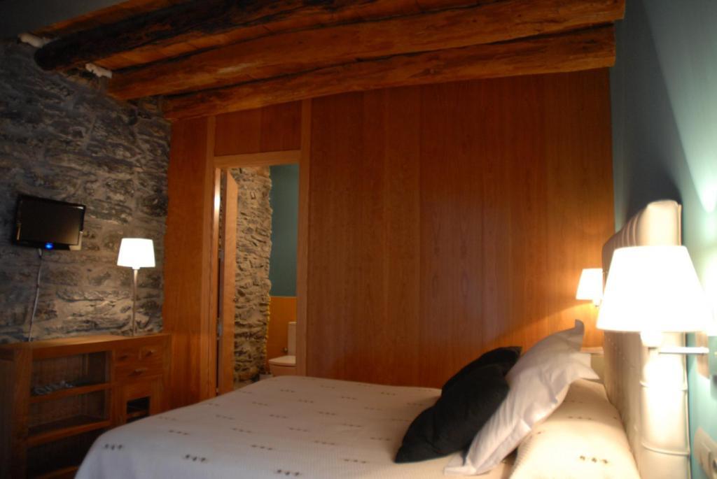 Masia D'En Valenti Anserall  Room photo